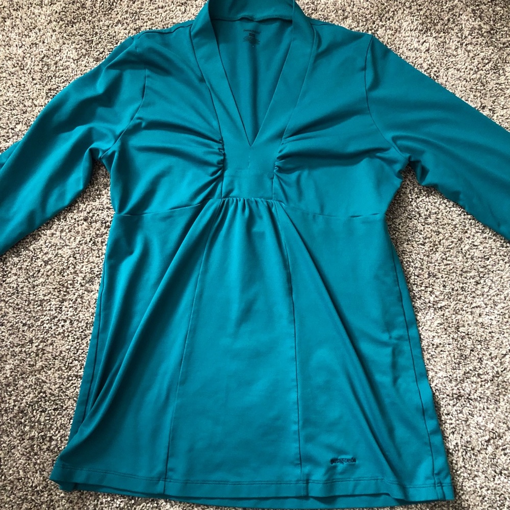 Patagonia top